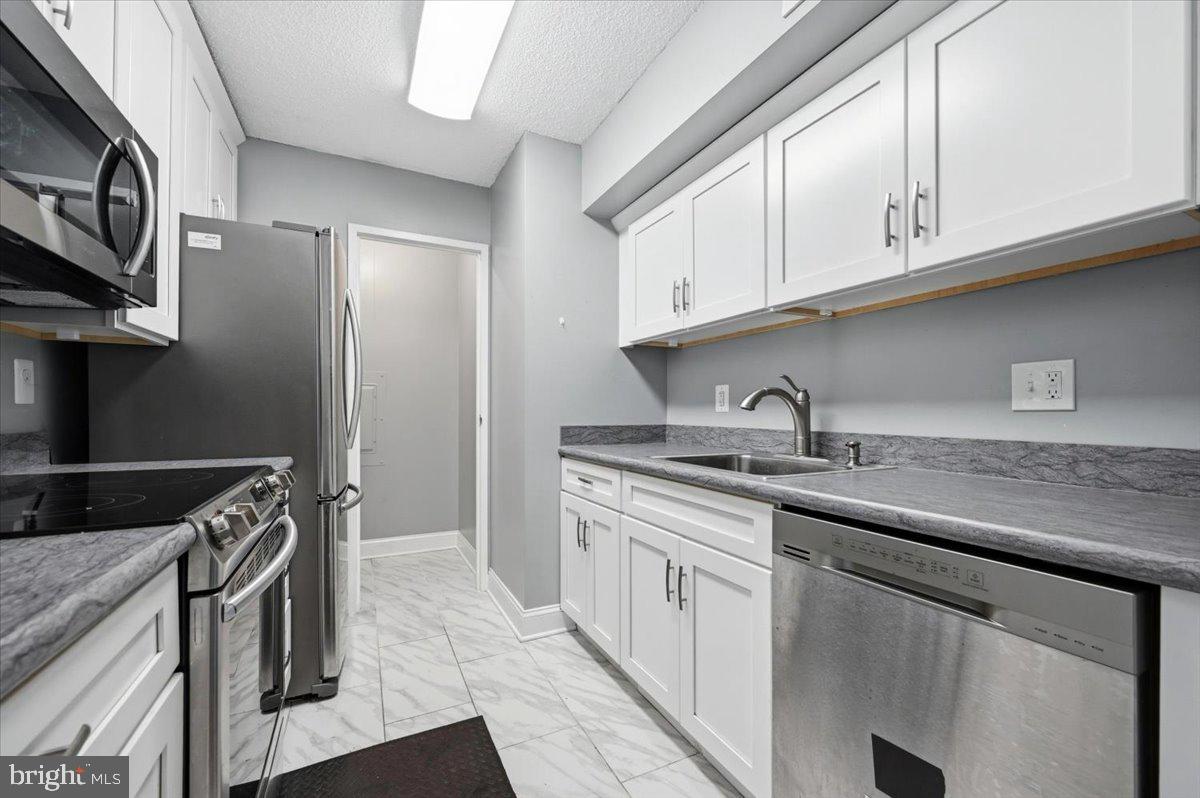 PLYMOUTH HILL - Residential