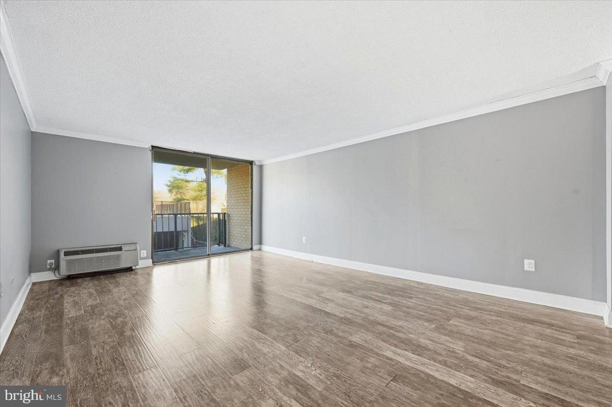 PLYMOUTH HILL - Residential