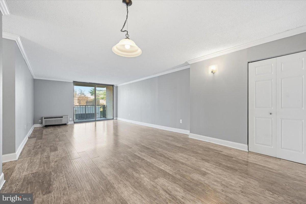 PLYMOUTH HILL - Residential