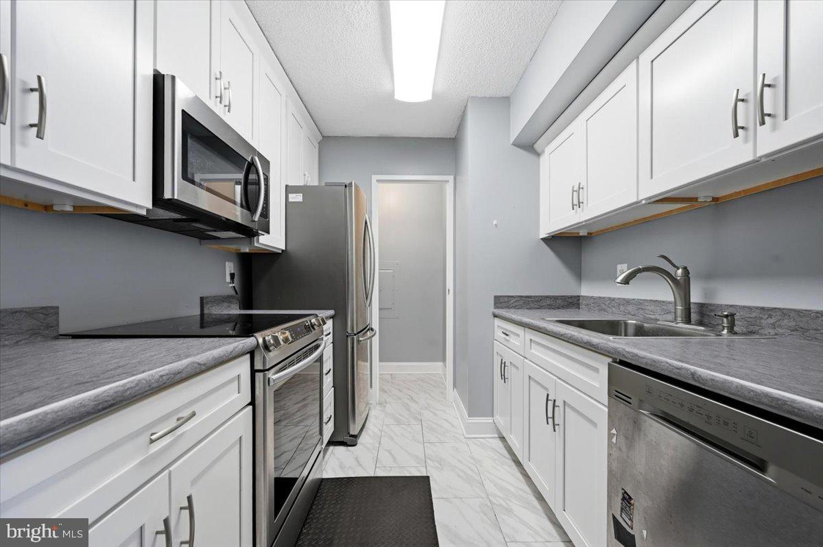 PLYMOUTH HILL - Residential