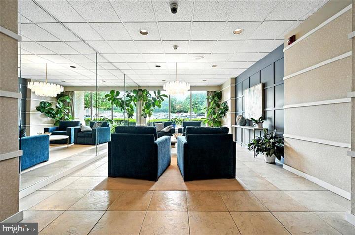 PLYMOUTH HILL - Residential