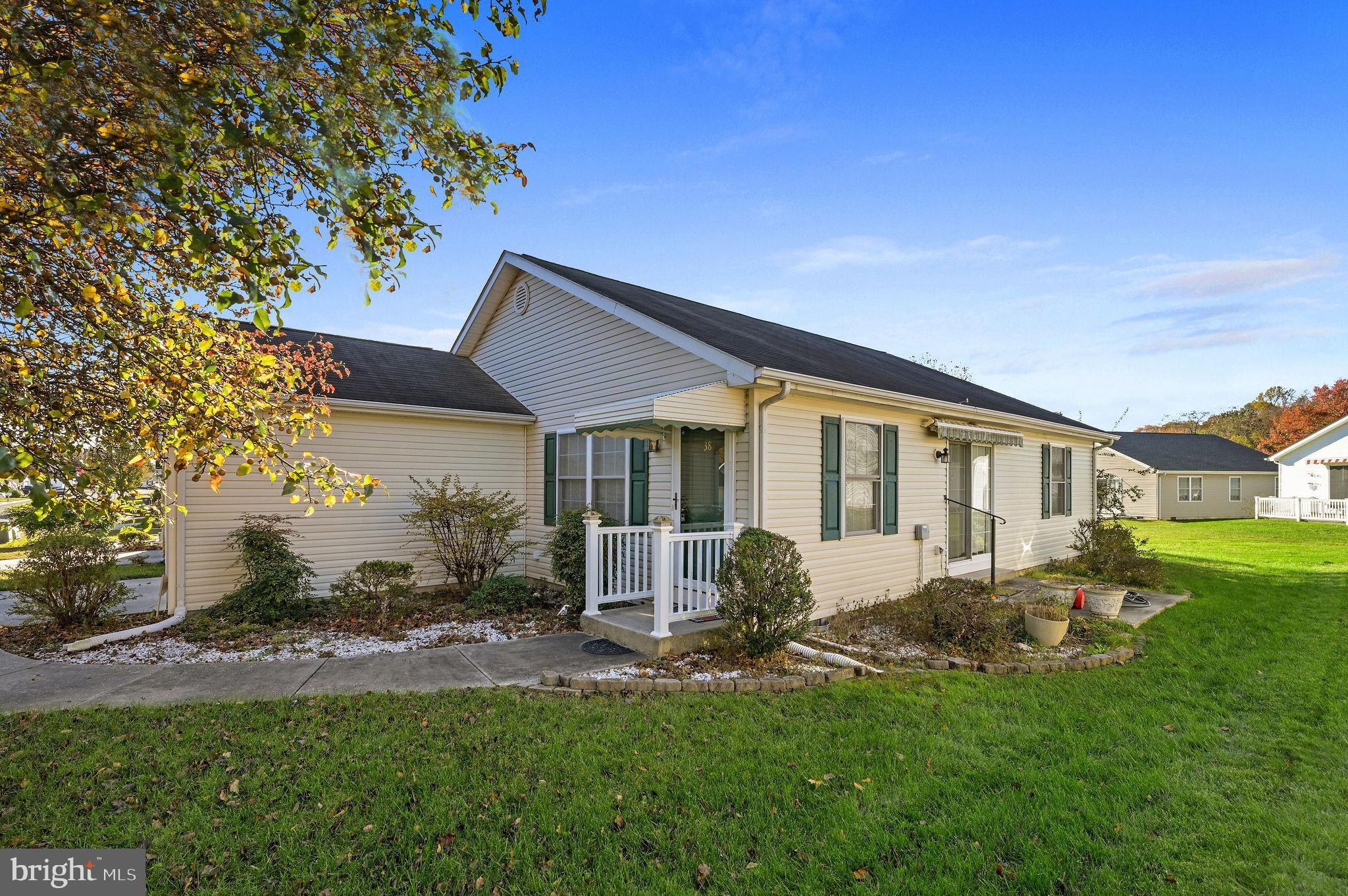 38 PLANTERS RUN COURT