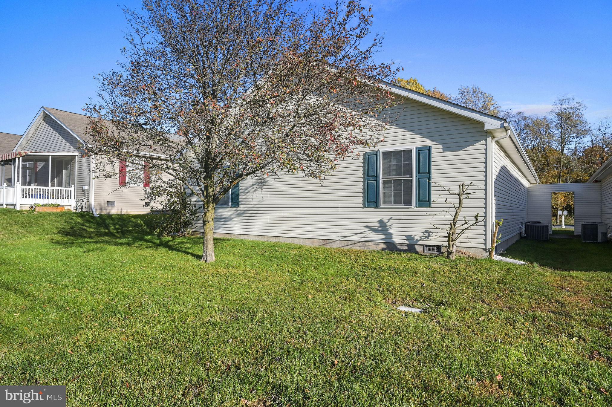 38 PLANTERS RUN COURT