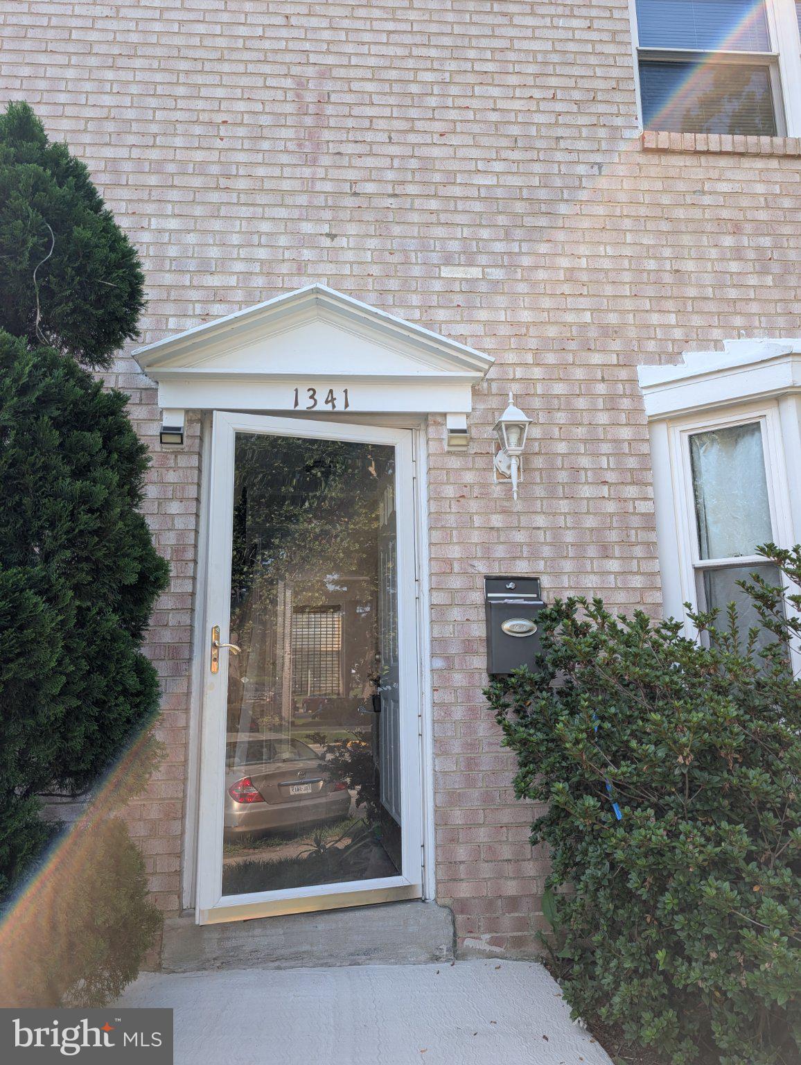 1341 REDBUD CT