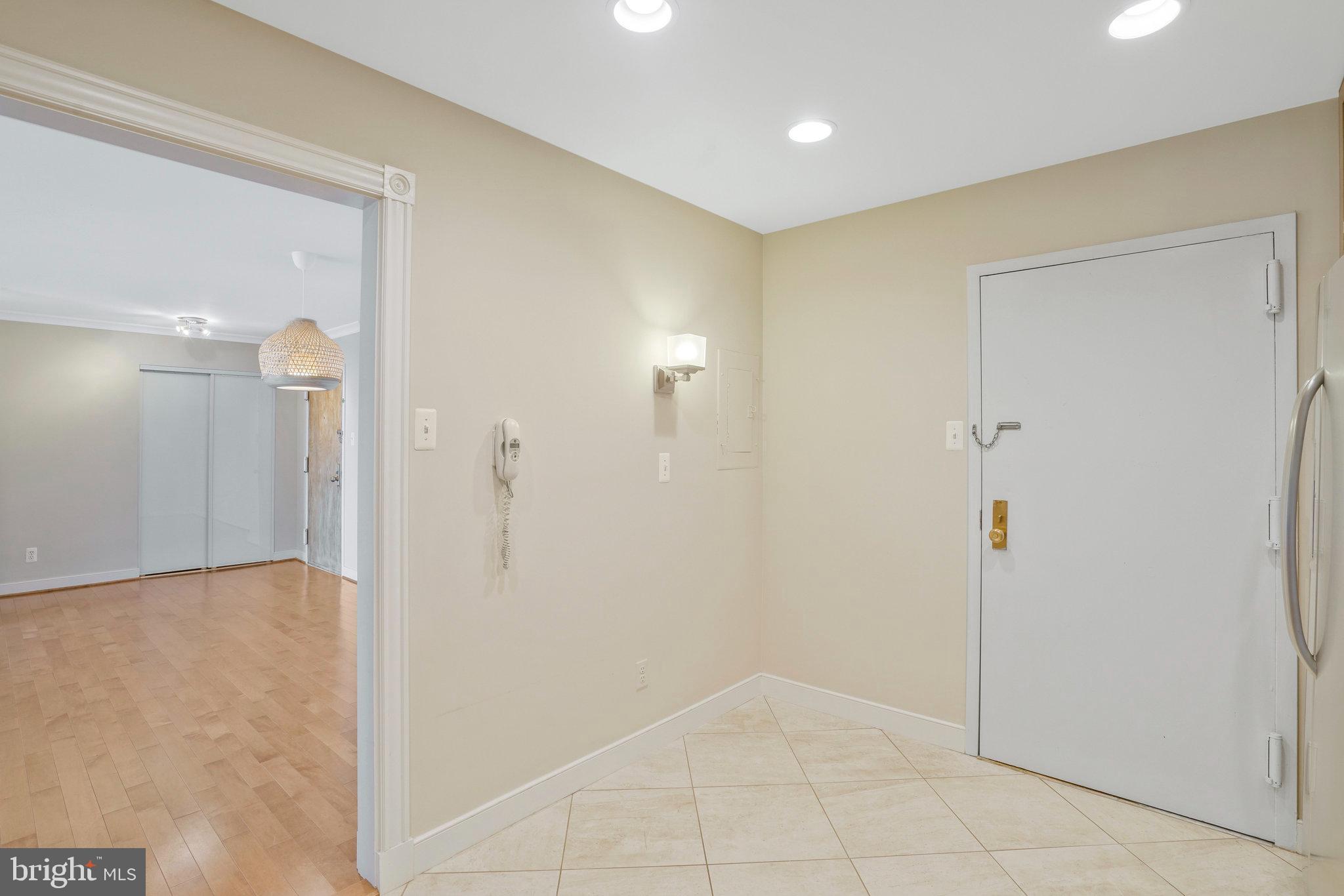 REGENCY AT MCLEAN - Residential