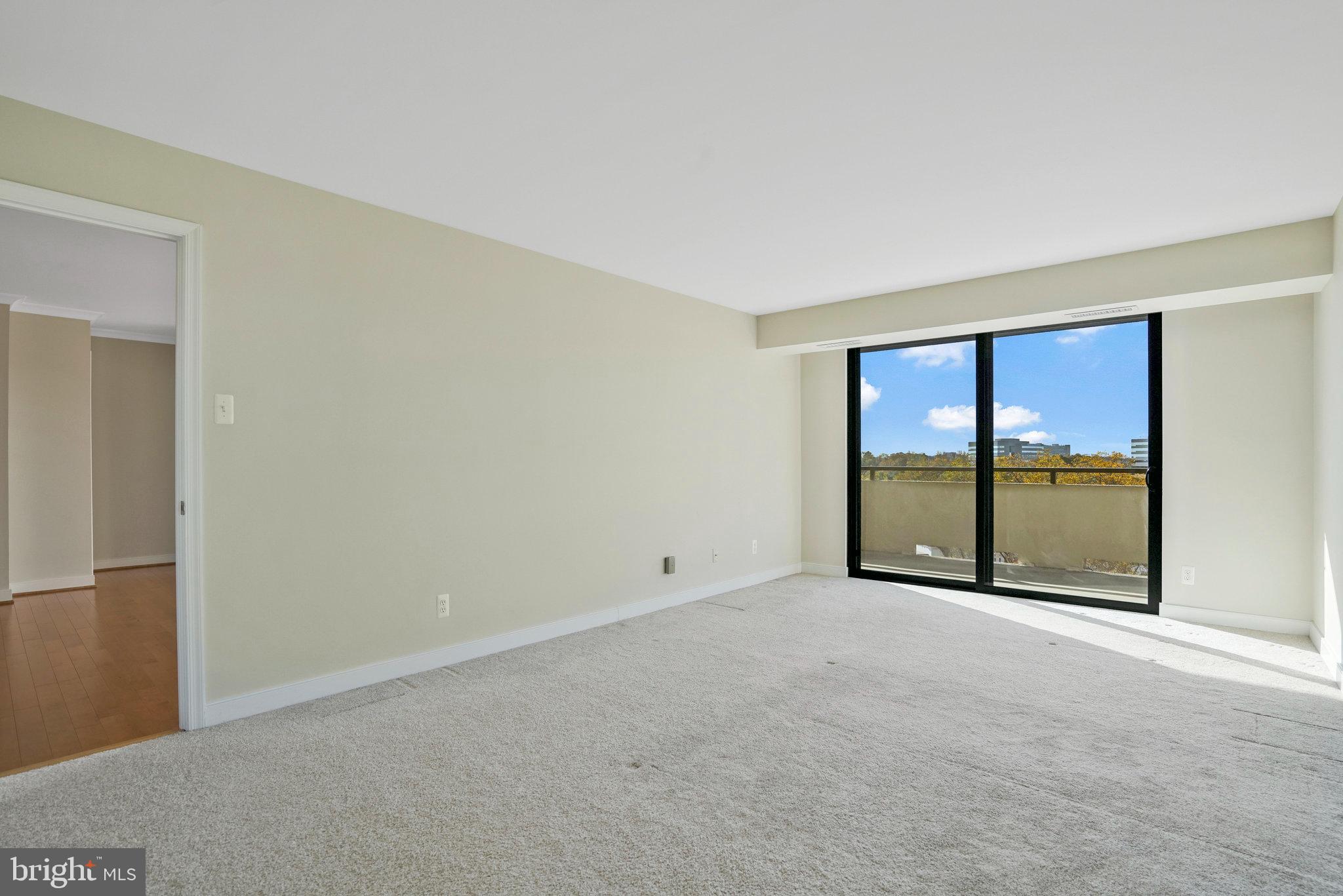 REGENCY AT MCLEAN - Residential