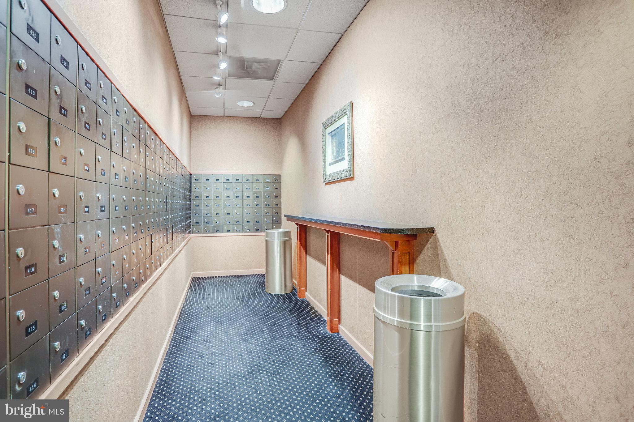 REGENCY AT MCLEAN - Residential