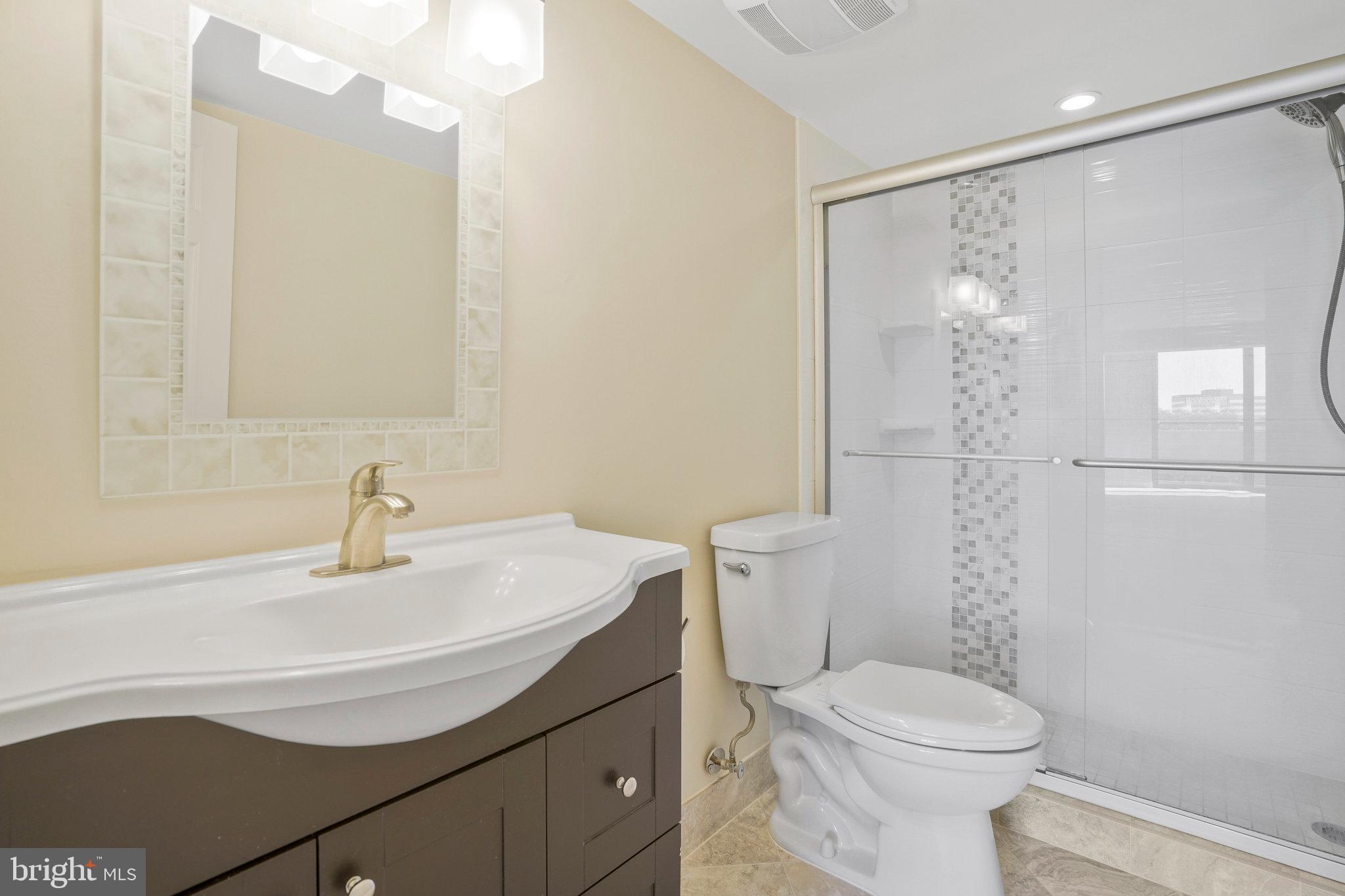 REGENCY AT MCLEAN - Residential