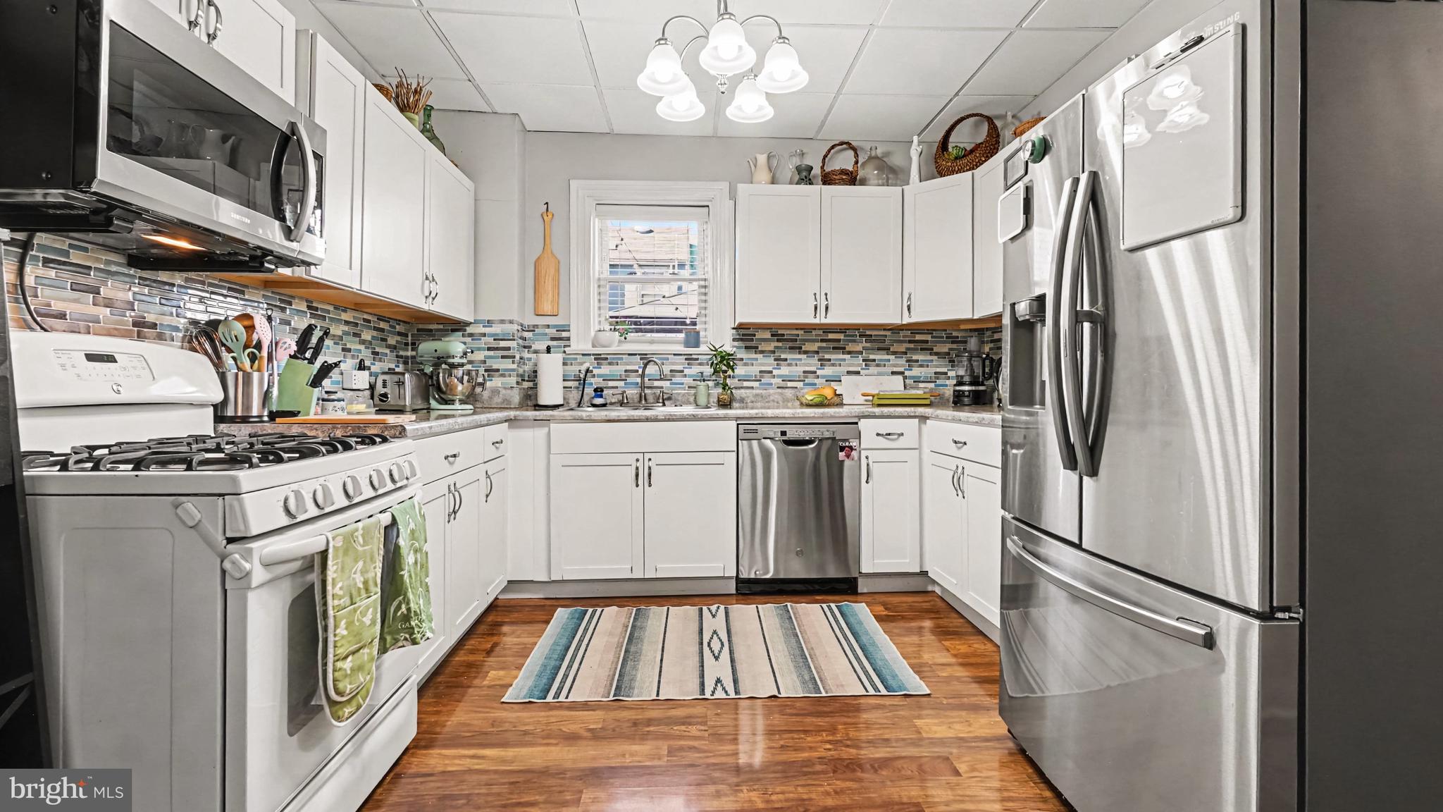 253 WALNUT STREET