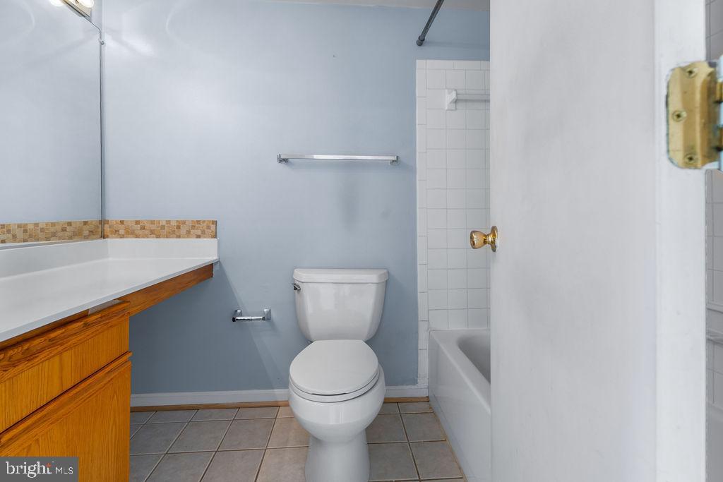 THE VISTAS - Residential