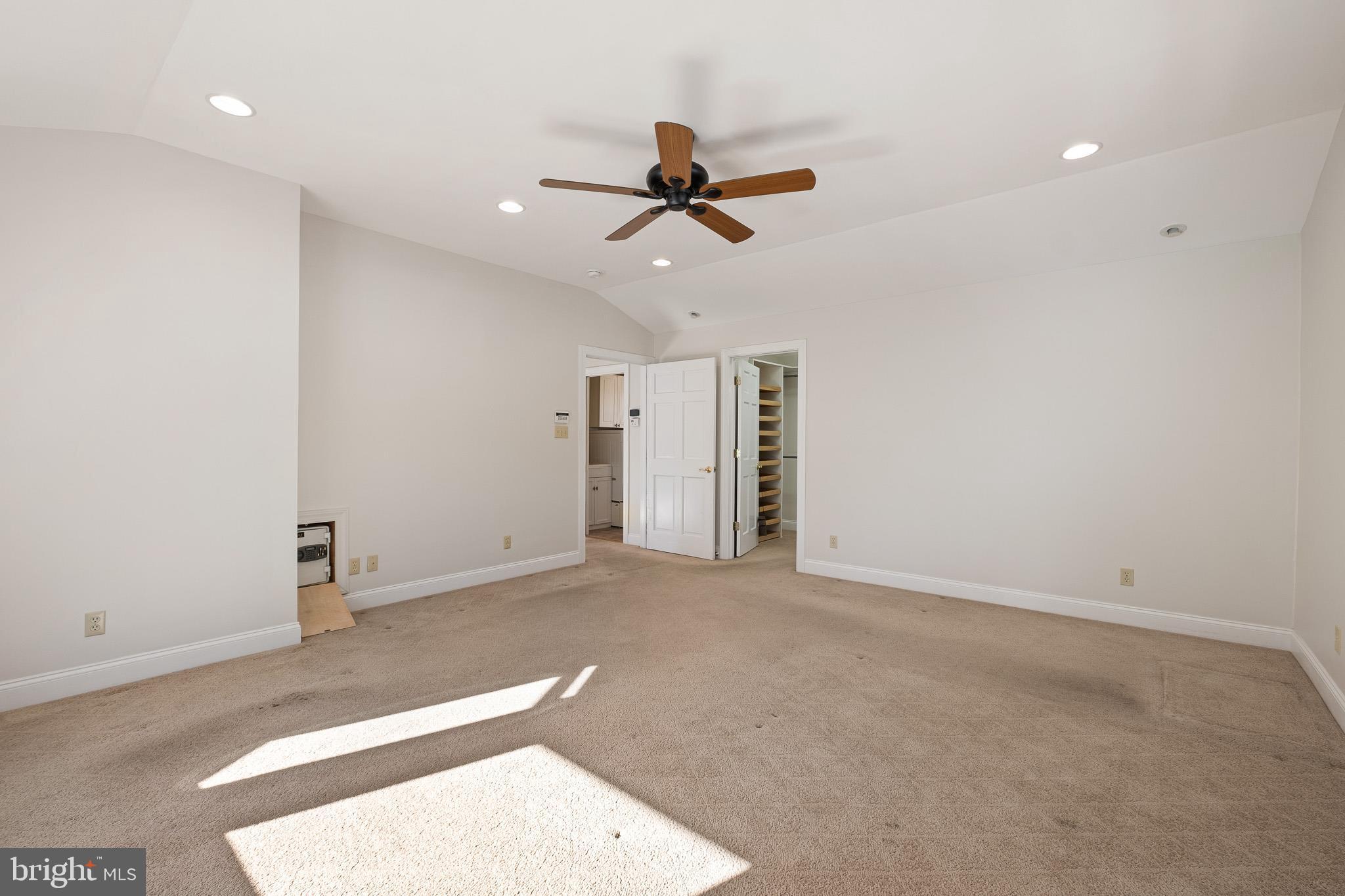 CHANNIN - Residential