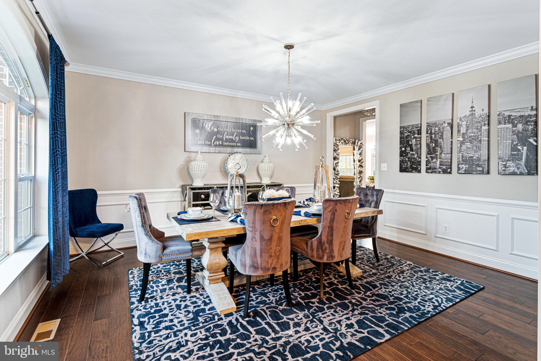 TWIN PONDS - Residential