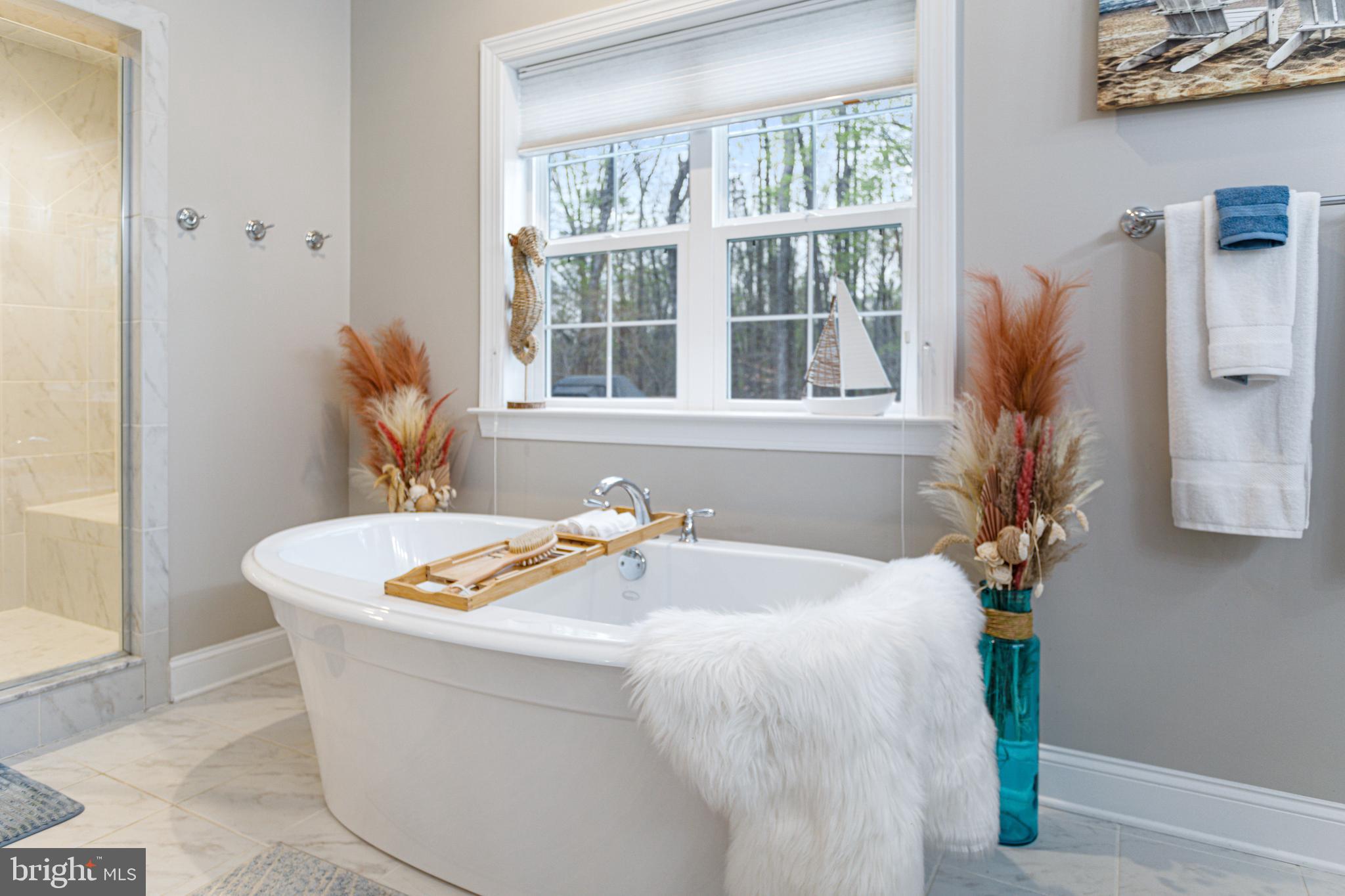 TWIN PONDS - Residential