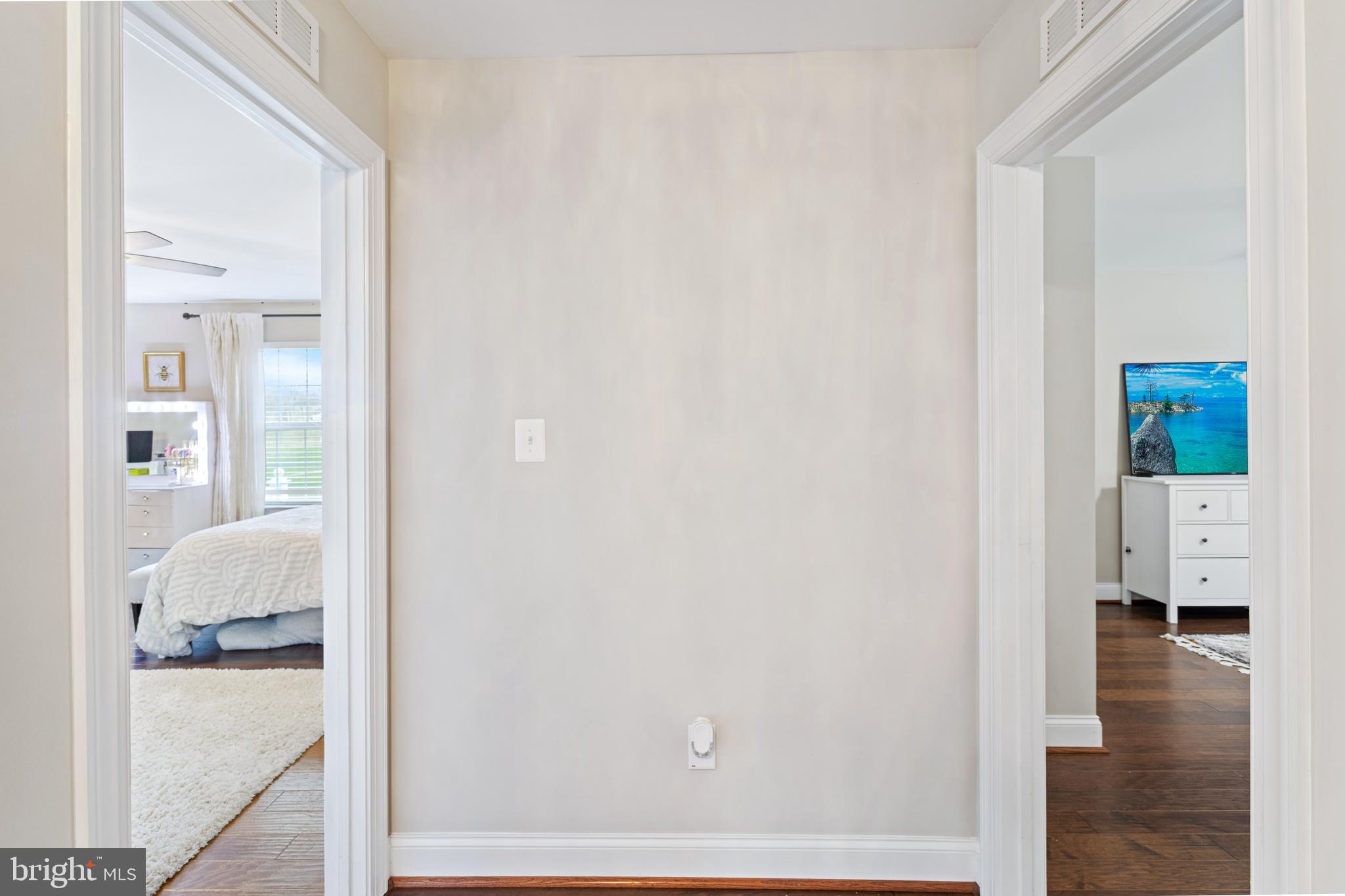 TWIN PONDS - Residential