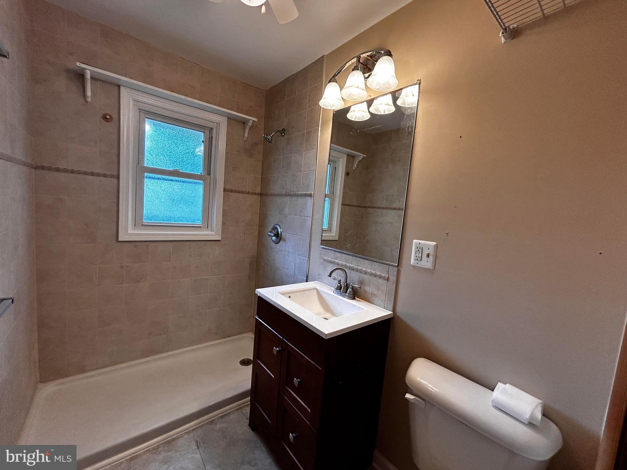 SHENANDOAH HILLS - Residential Lease