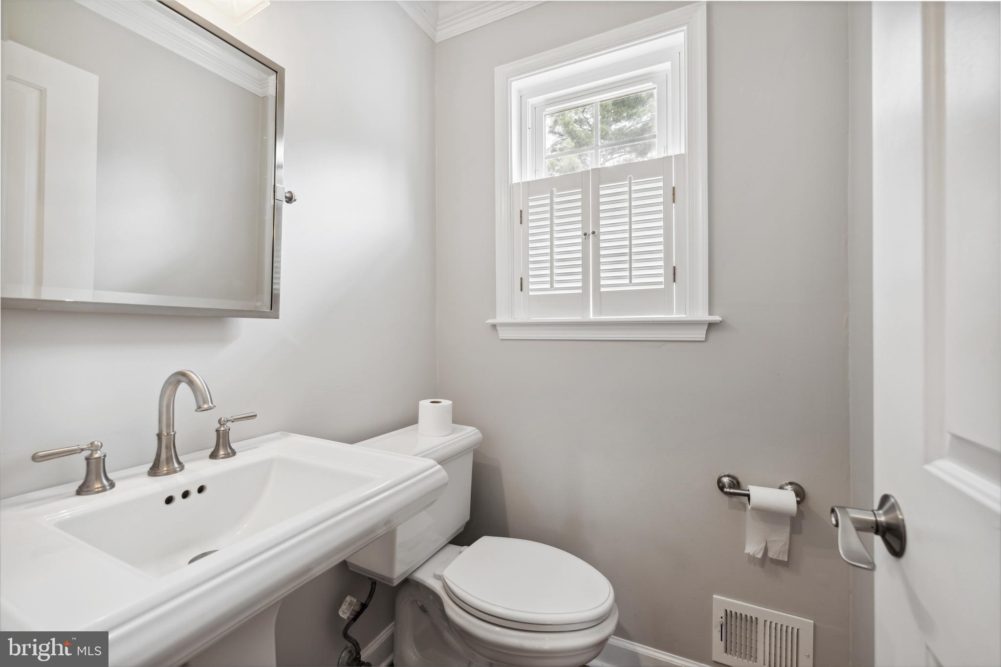 FOUNTAIN VIEW - Residential Lease