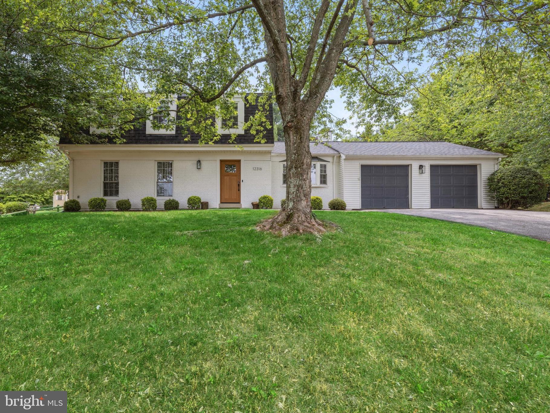 FOUNTAIN VIEW - Residential Lease