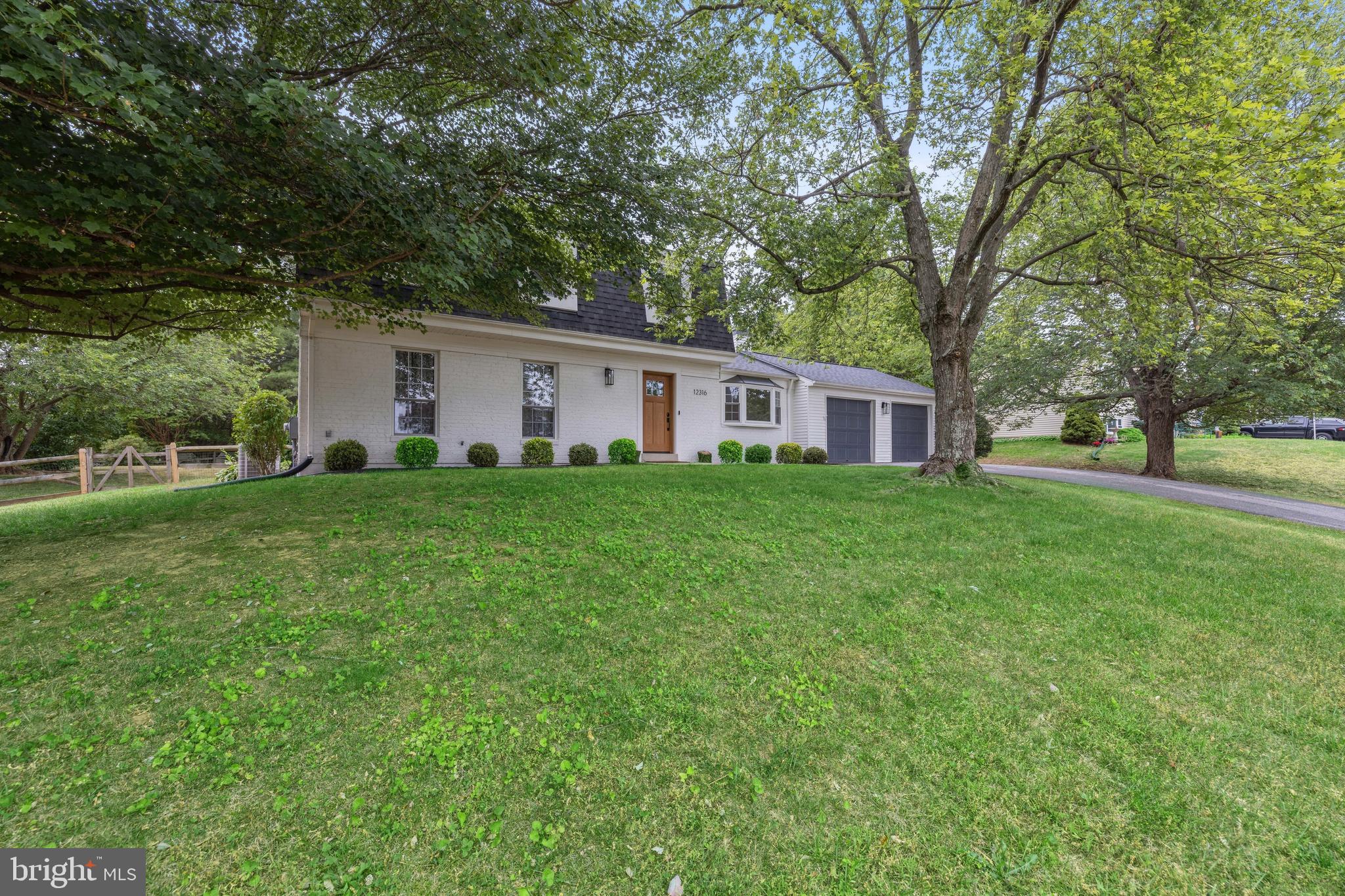 FOUNTAIN VIEW - Residential Lease