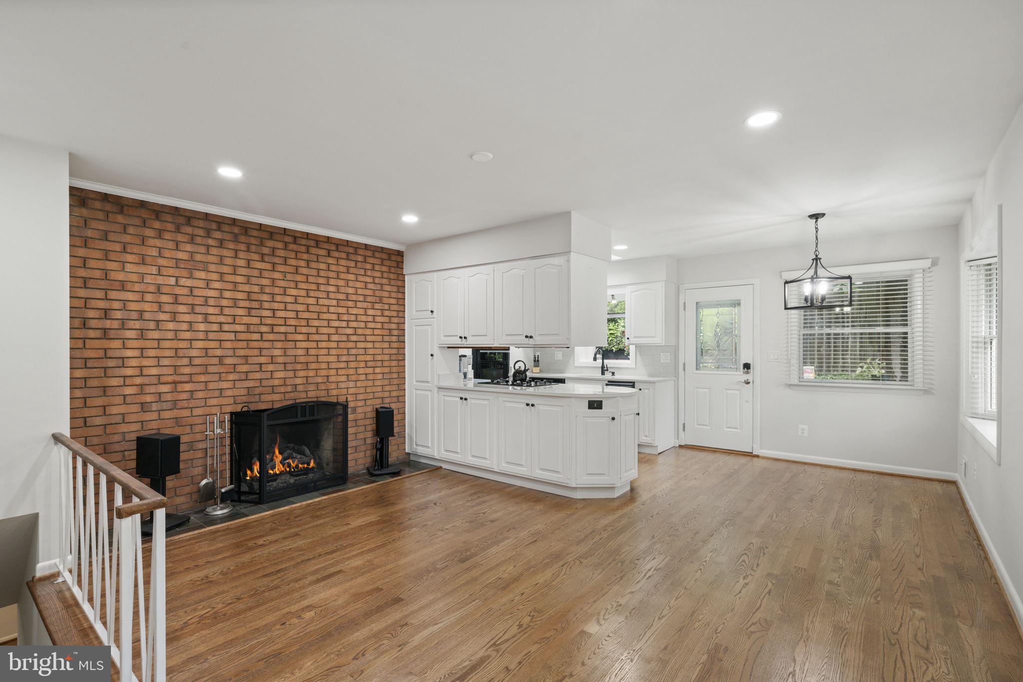 BRIAR RIDGE - Residential