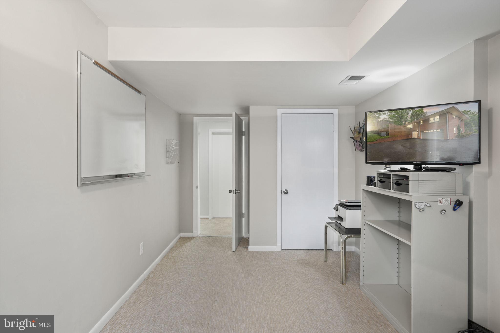 BRIAR RIDGE - Residential