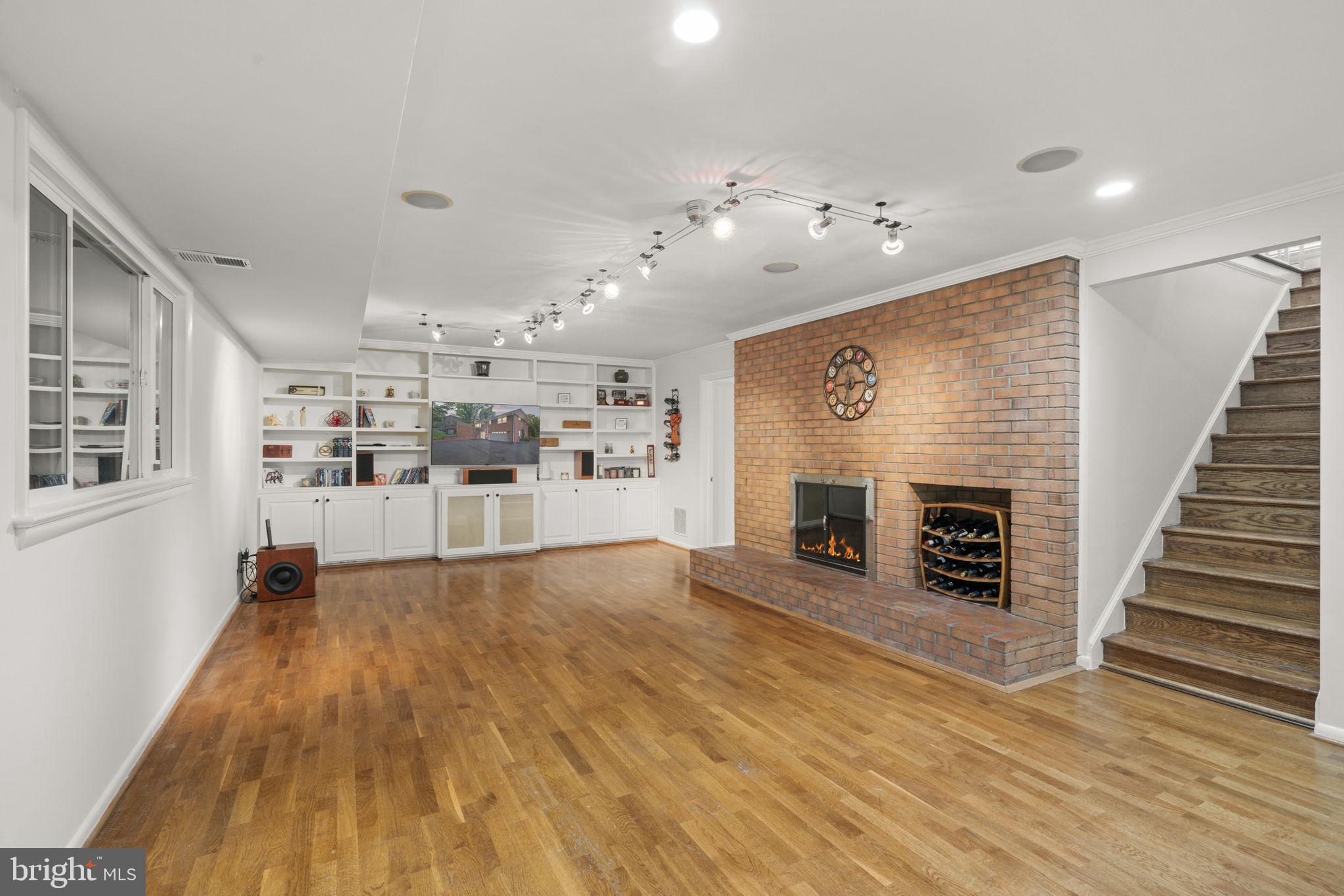 BRIAR RIDGE - Residential