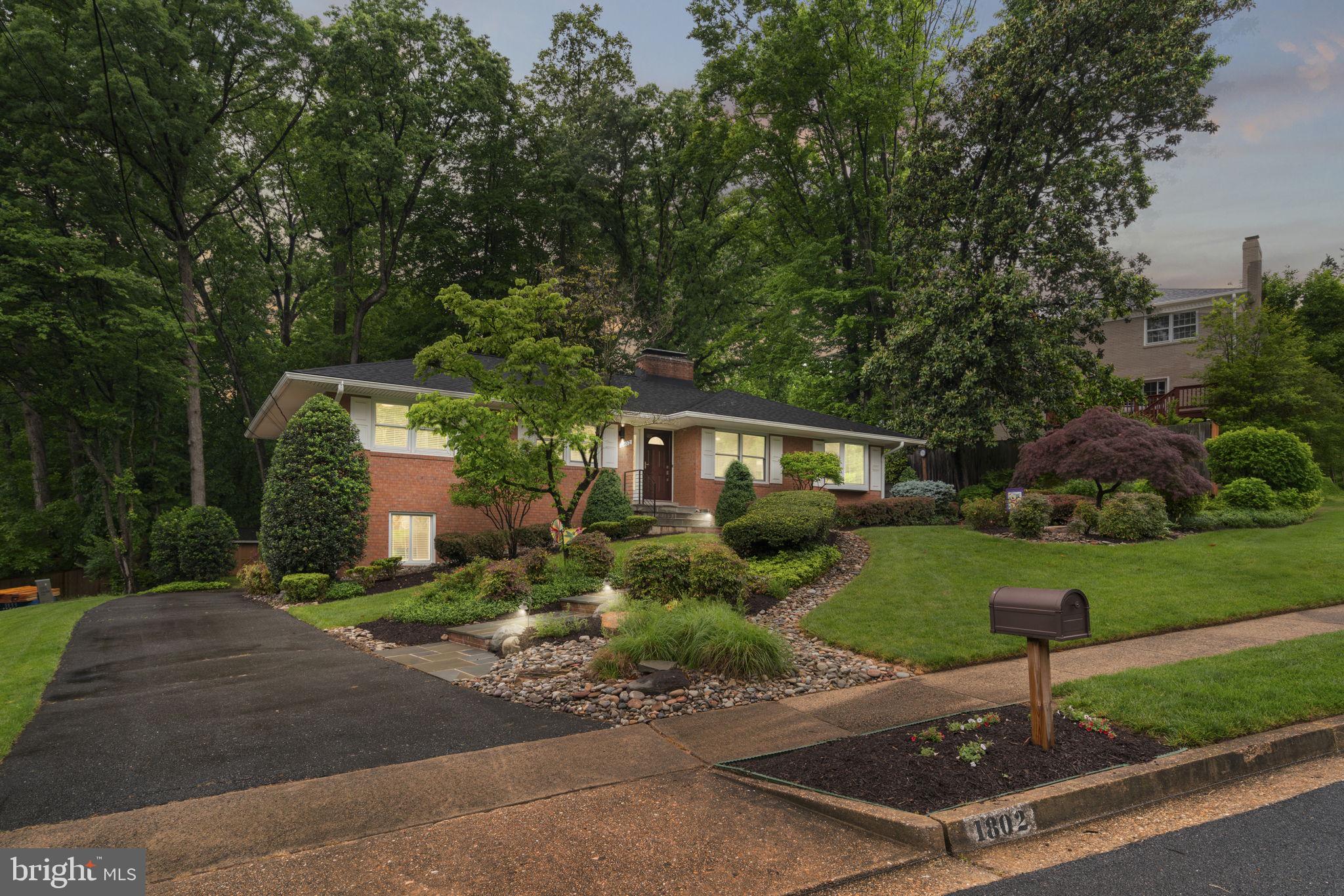 BRIAR RIDGE - Residential