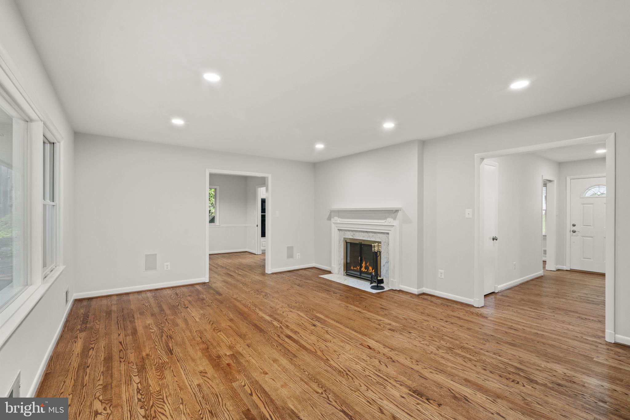 BRIAR RIDGE - Residential