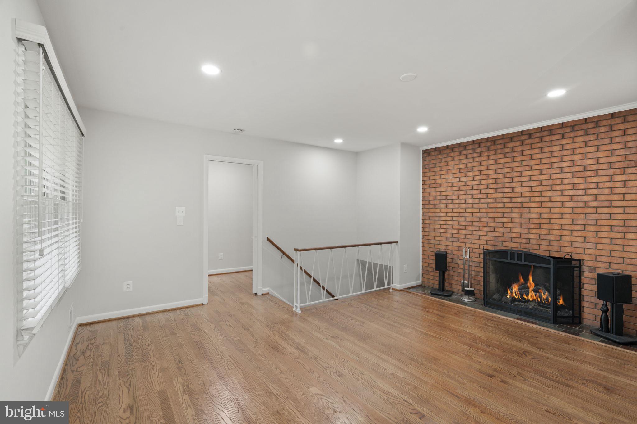 BRIAR RIDGE - Residential