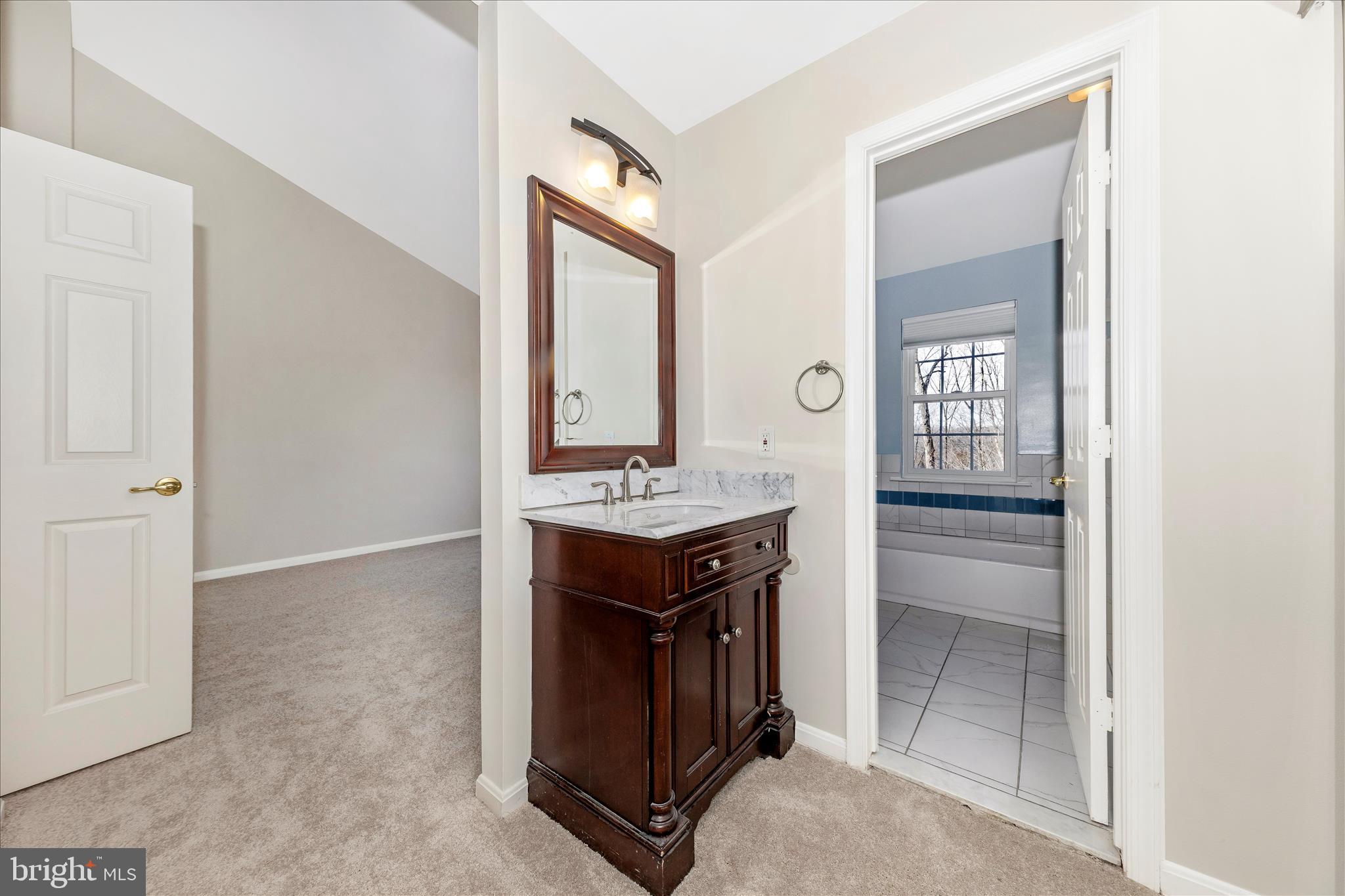 CHURCHILL TOWN SECTOR - Residential