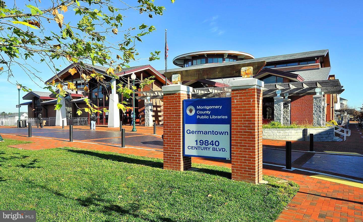 CHURCHILL TOWN SECTOR - Residential