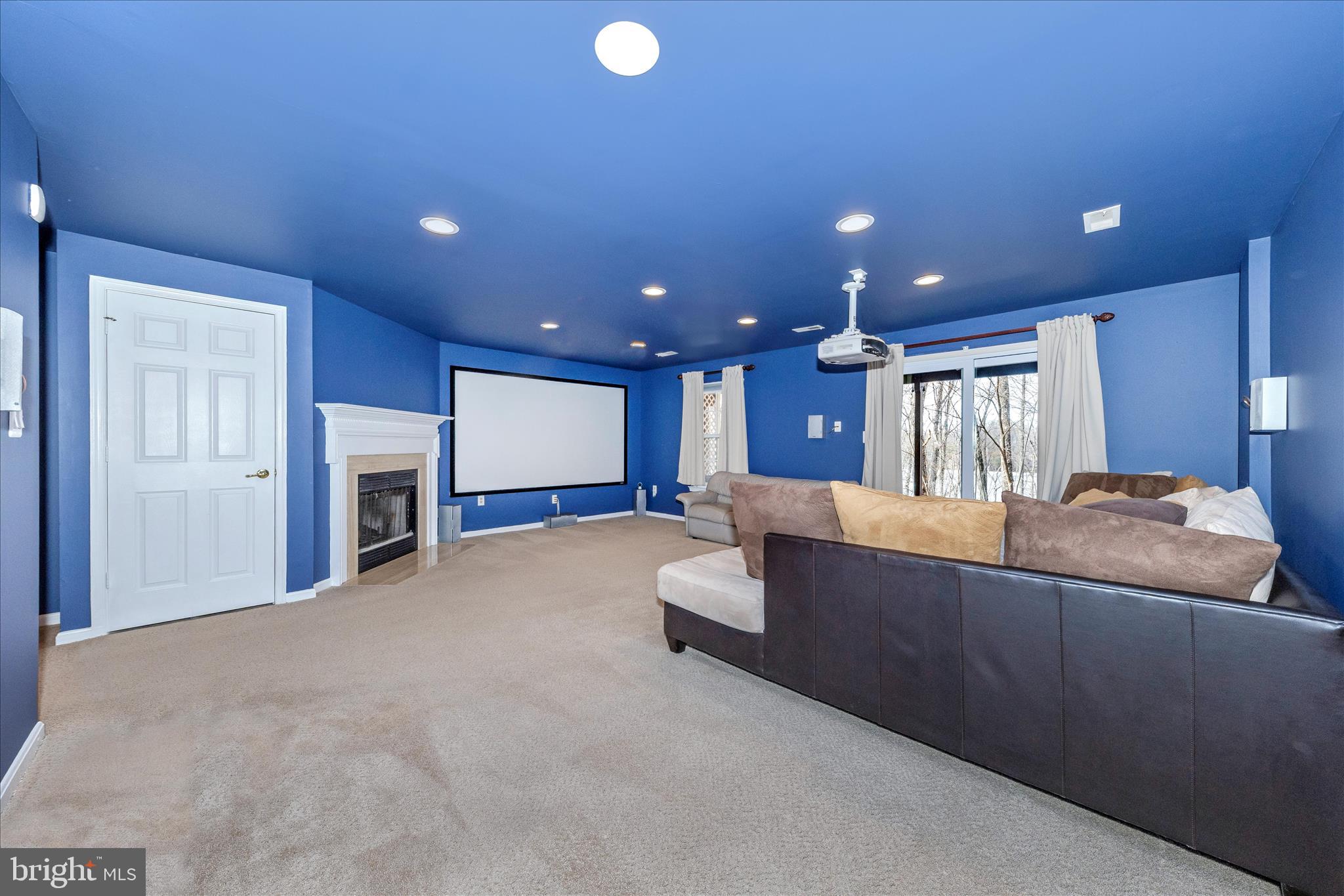 CHURCHILL TOWN SECTOR - Residential