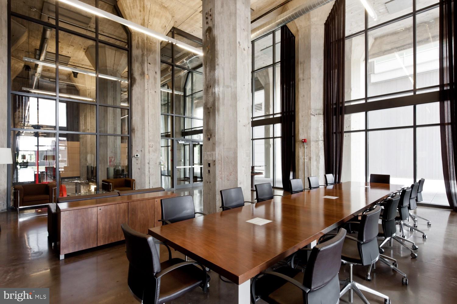 LOCUST POINT - Residential