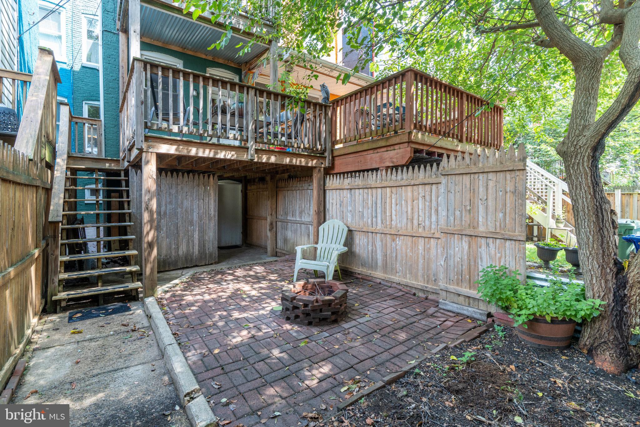 HAMPDEN HISTORIC DISTRICT - Residential