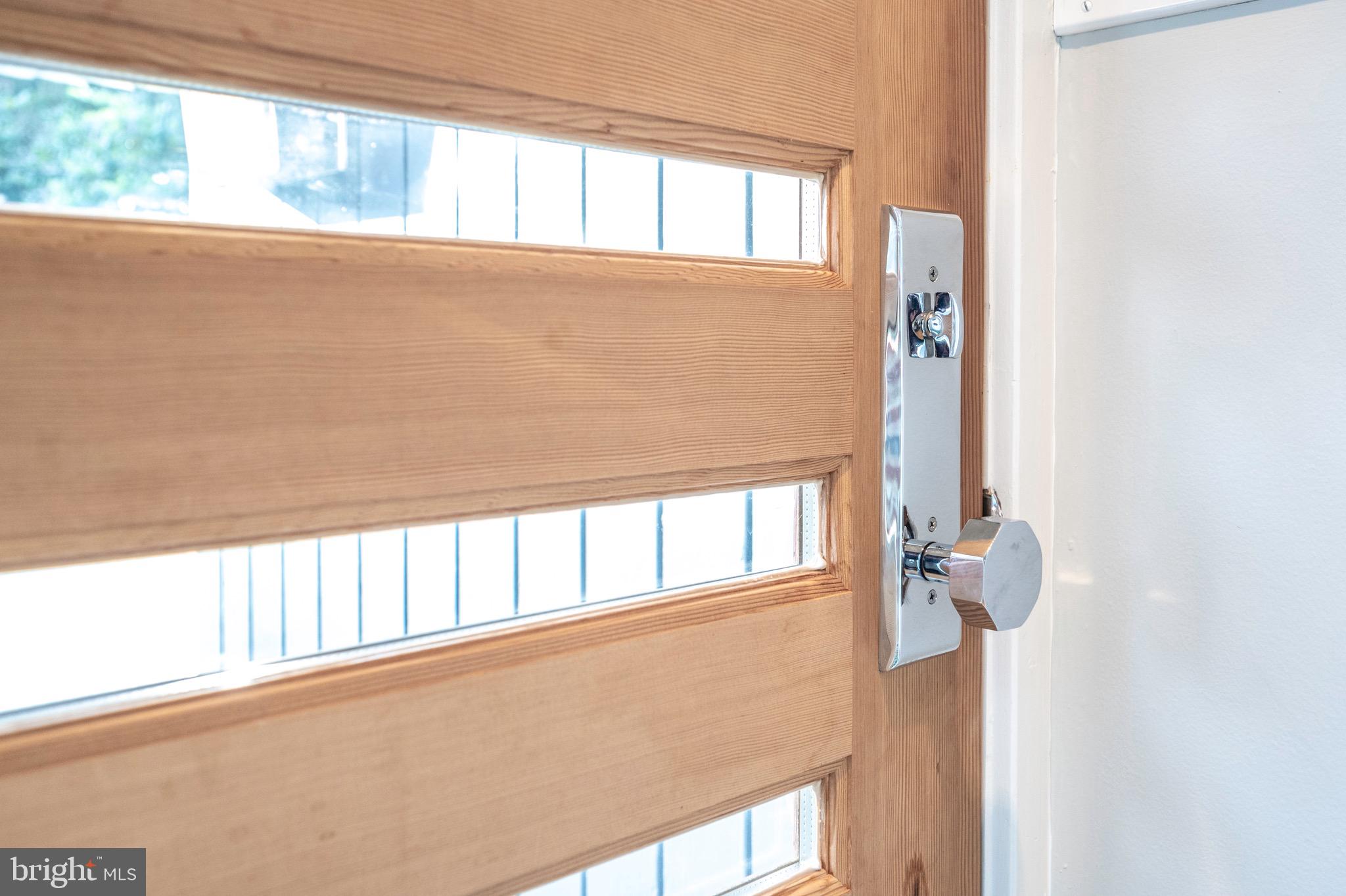 HOLLIN HILLS - Residential