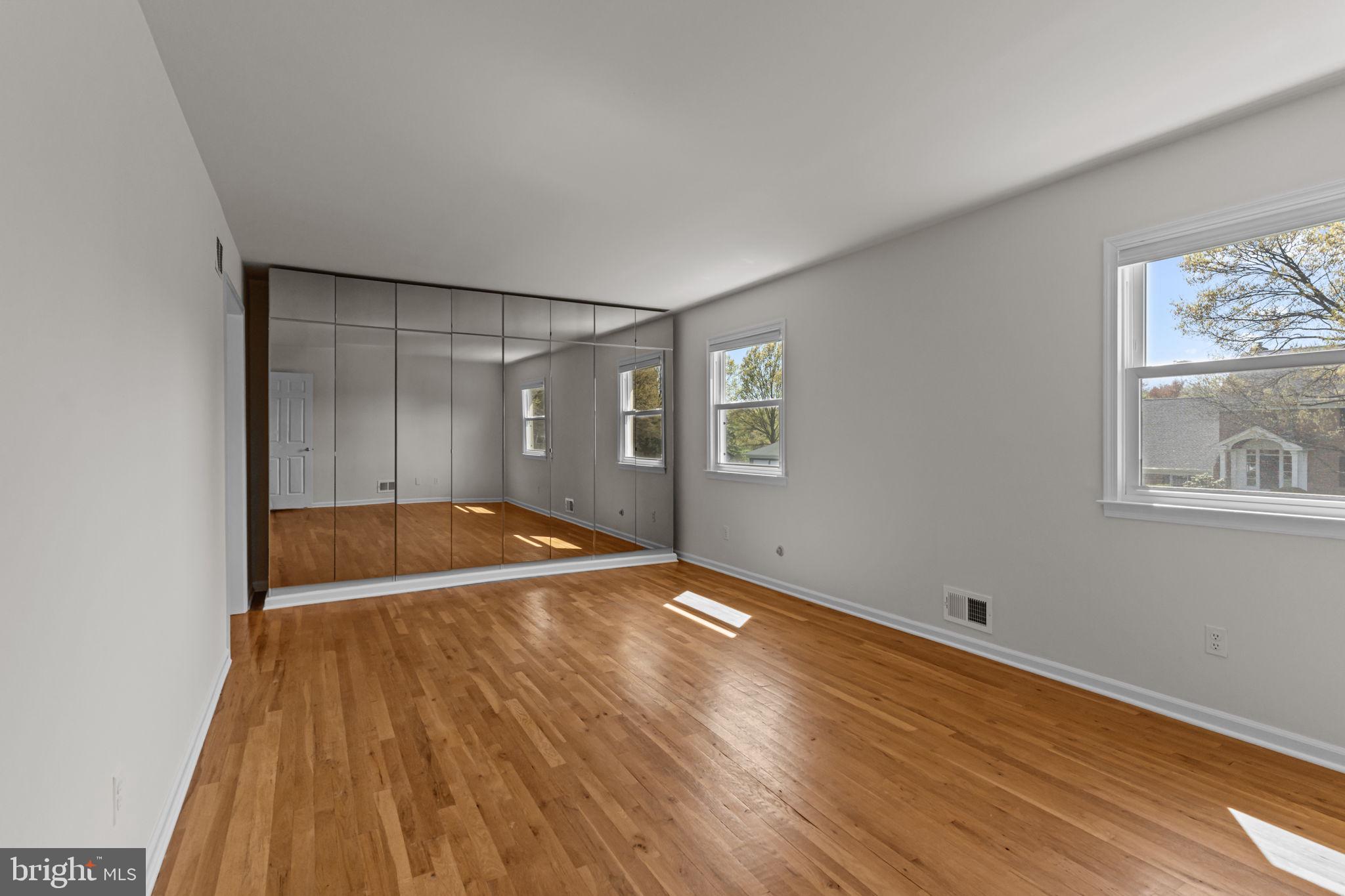 WYNNEWOOD - Residential