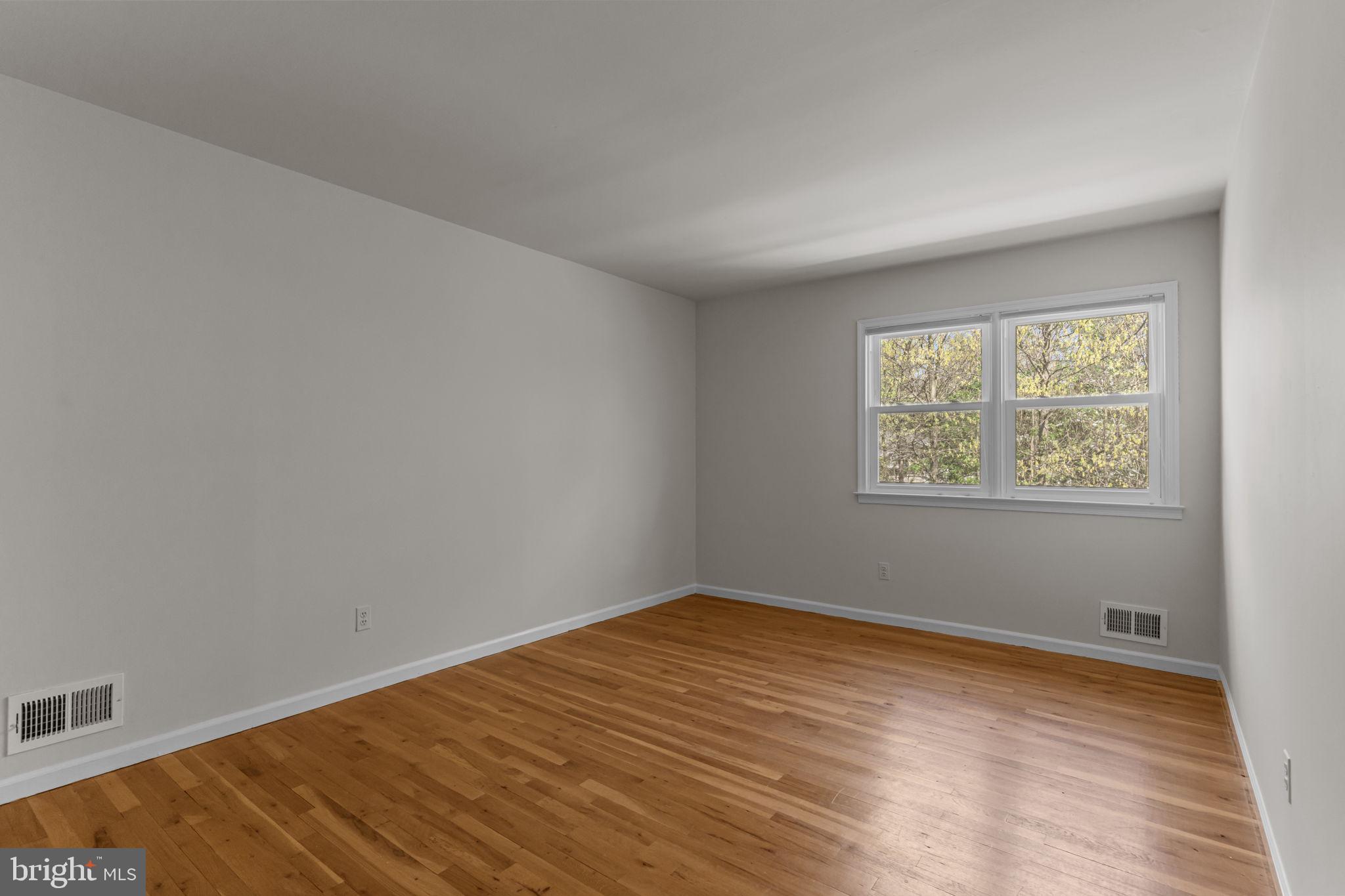 WYNNEWOOD - Residential