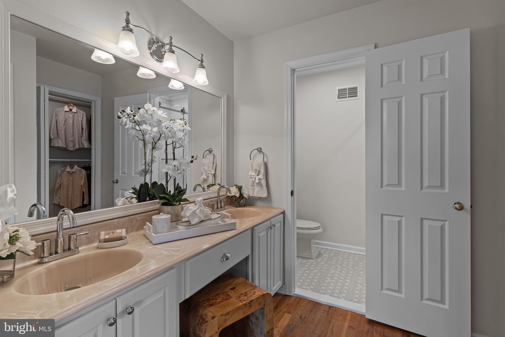 WYNNEWOOD - Residential