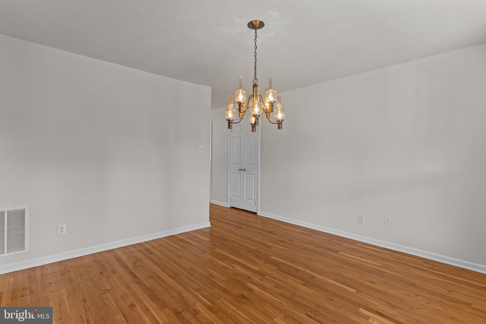 WYNNEWOOD - Residential