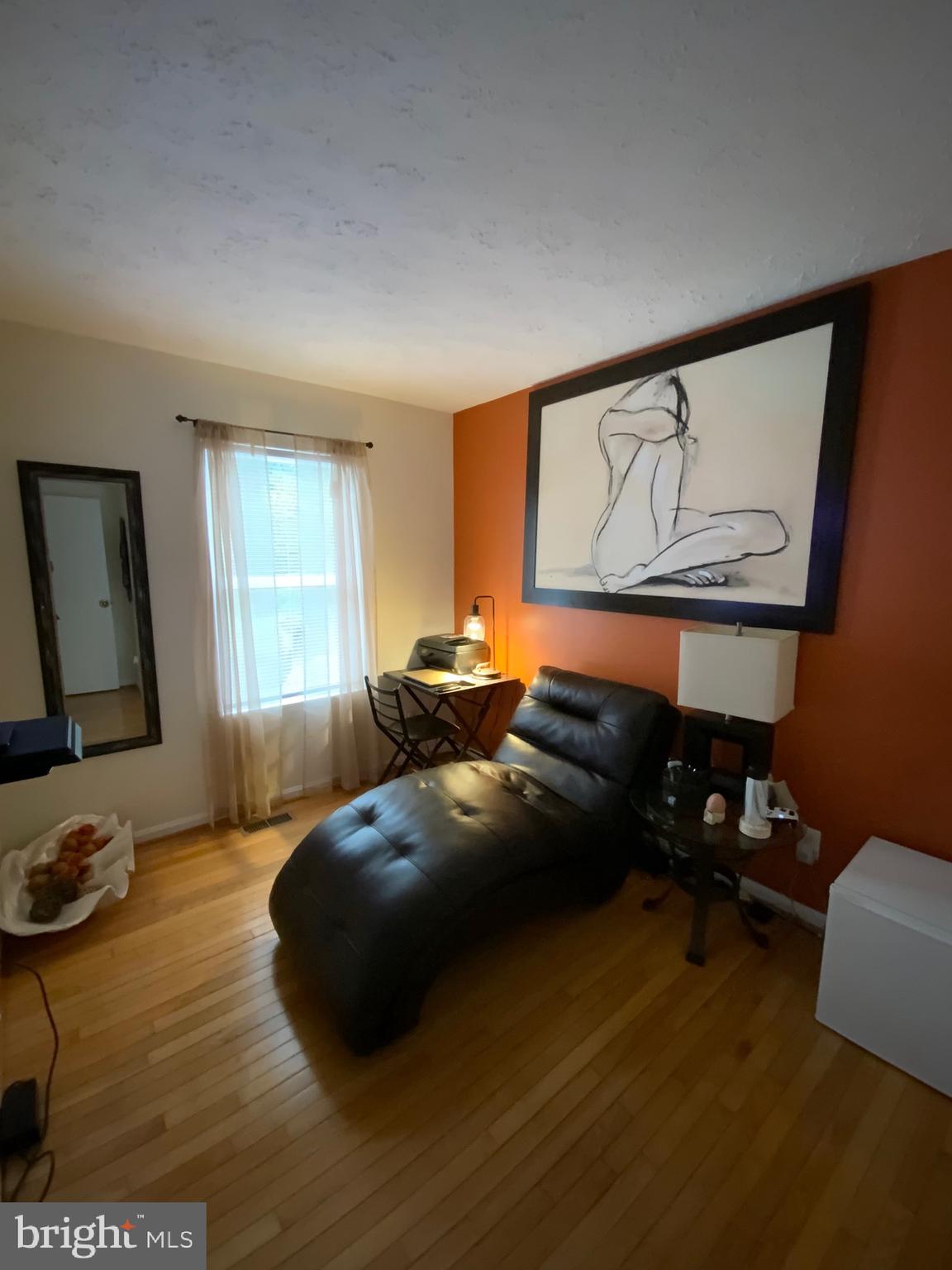 COLUMBIA COMMONS - Residential