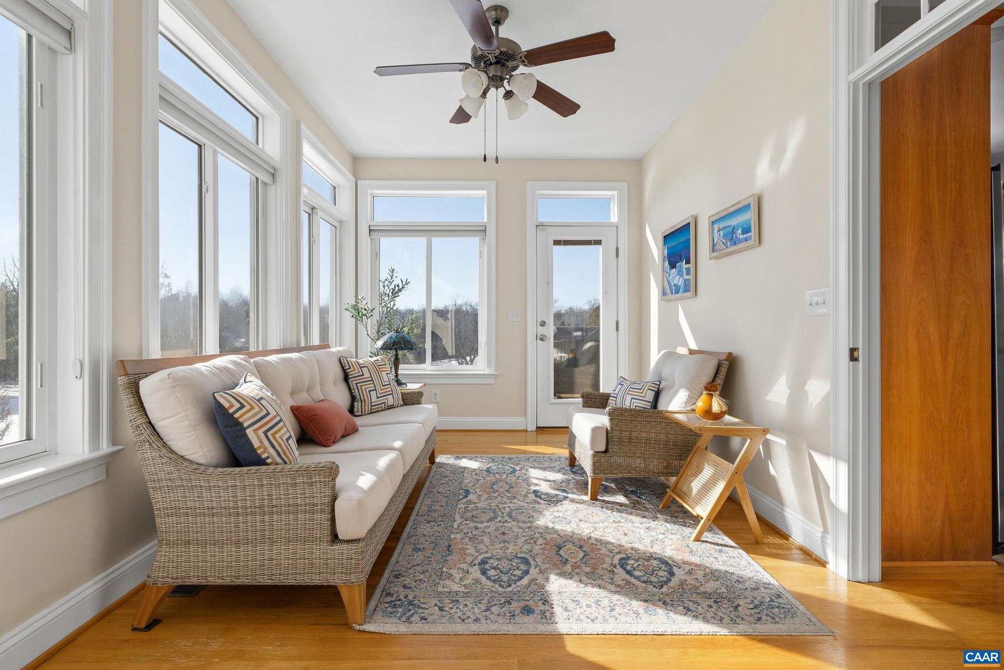 SUNRISE FARM - Residential