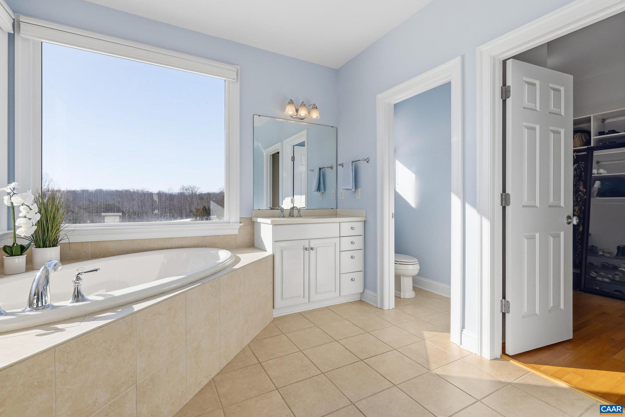 SUNRISE FARM - Residential