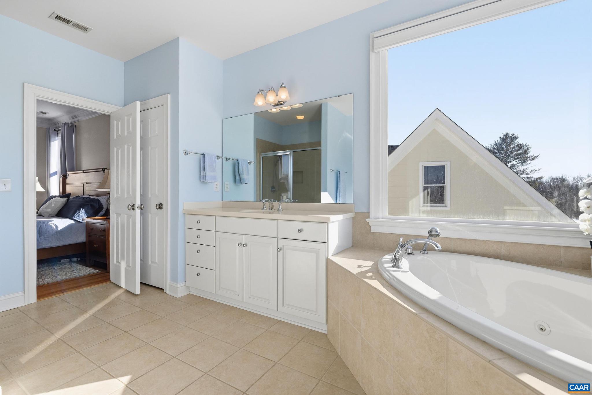 SUNRISE FARM - Residential