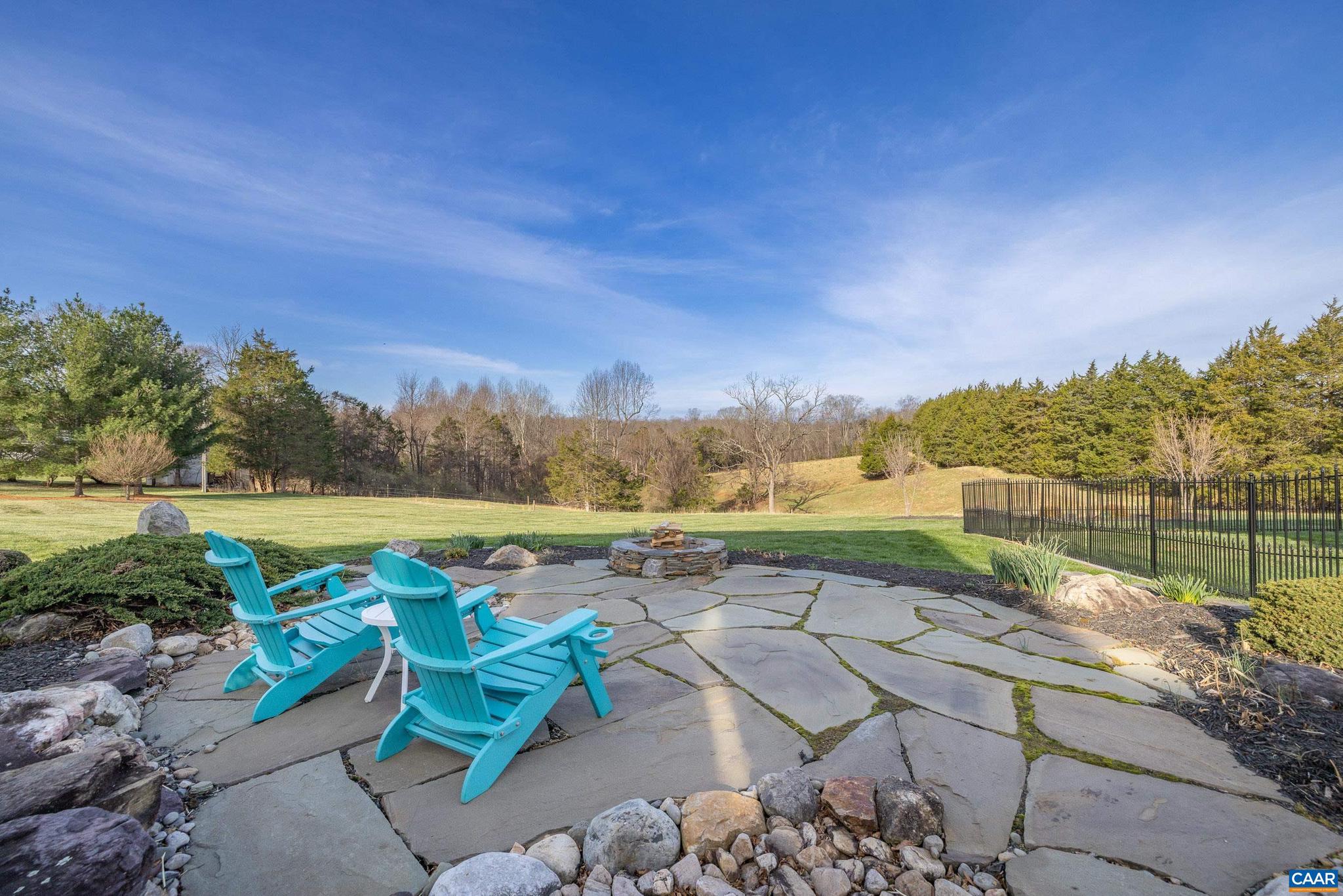 SUNRISE FARM - Residential