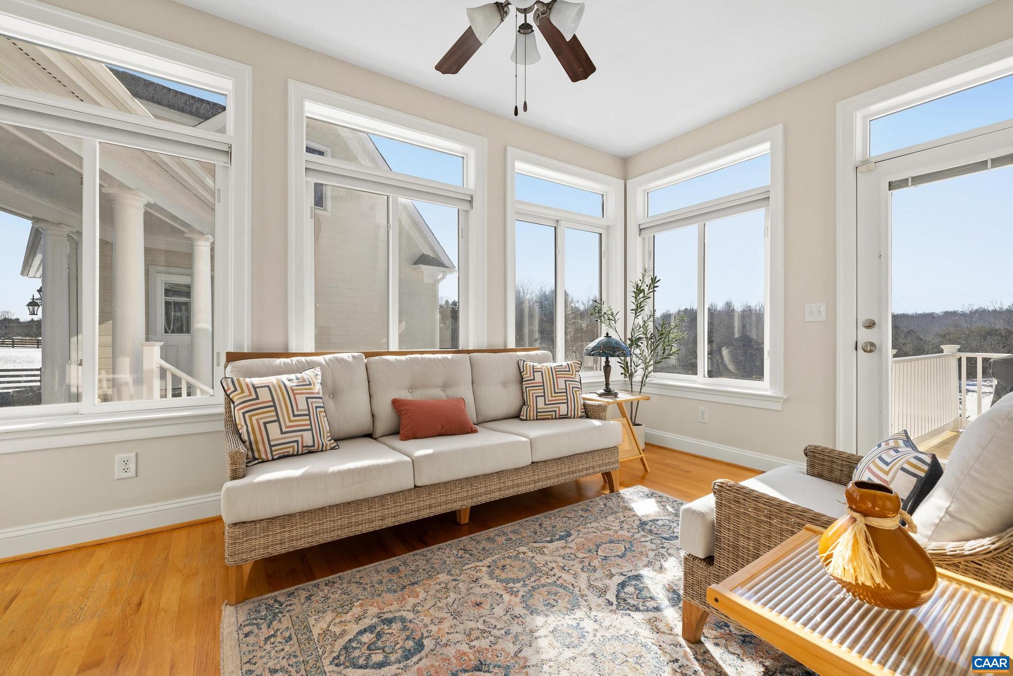 SUNRISE FARM - Residential