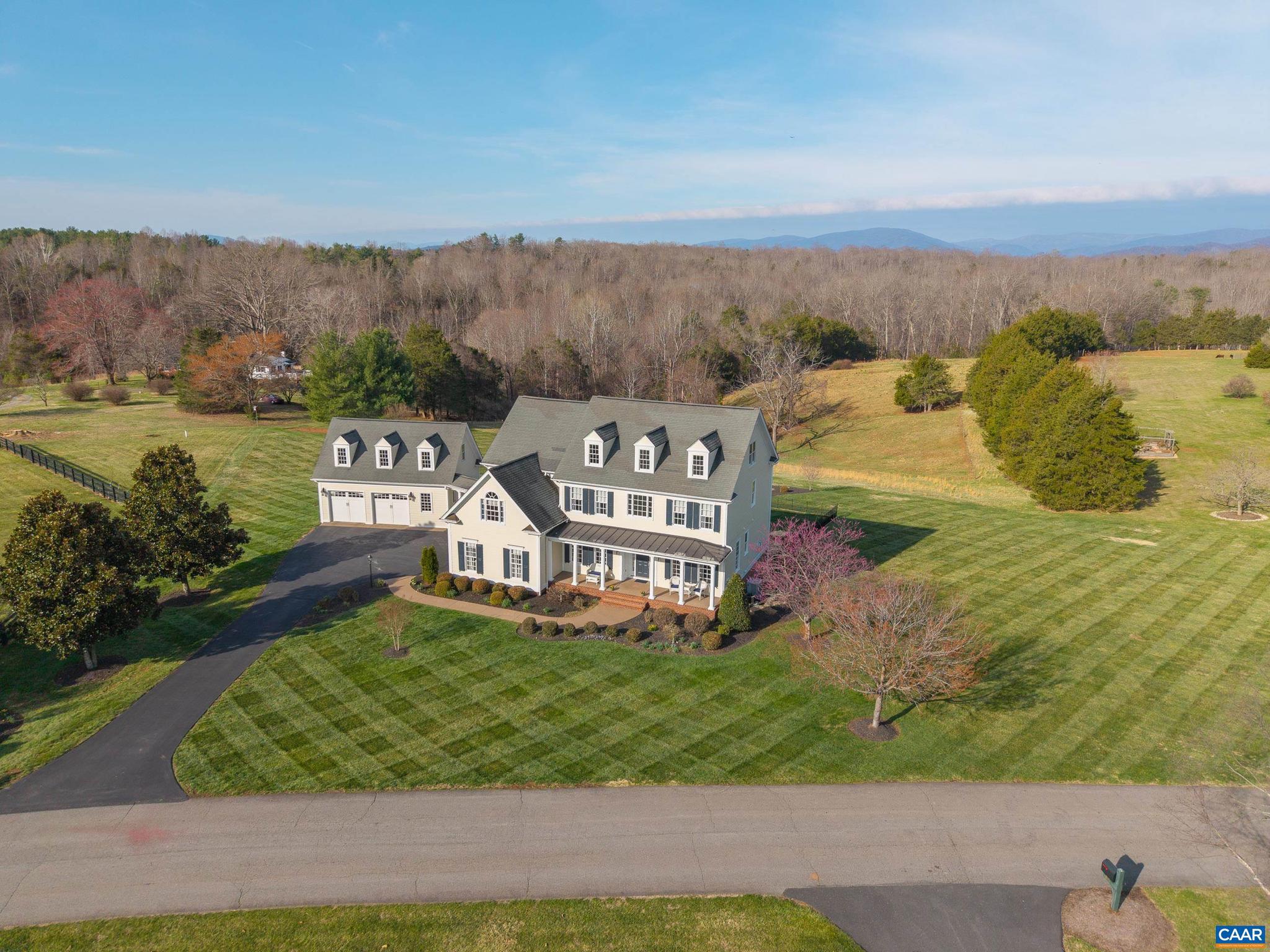 SUNRISE FARM - Residential