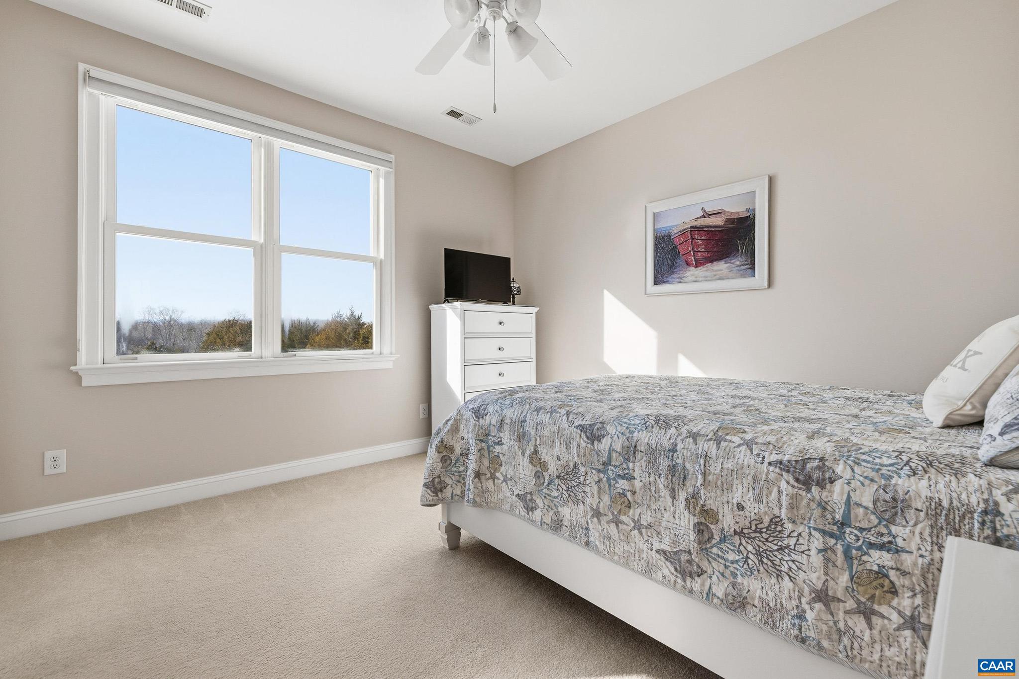 SUNRISE FARM - Residential