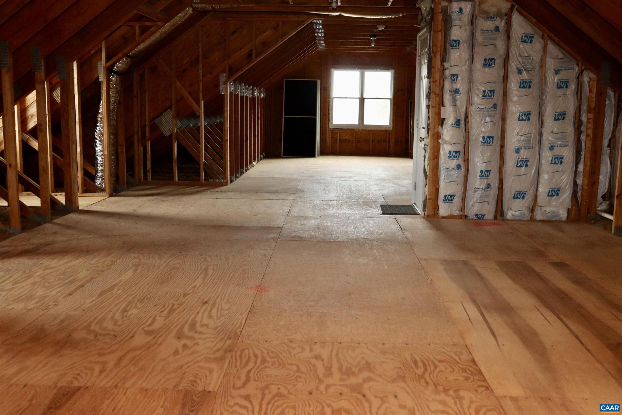 SUNRISE FARM - Residential