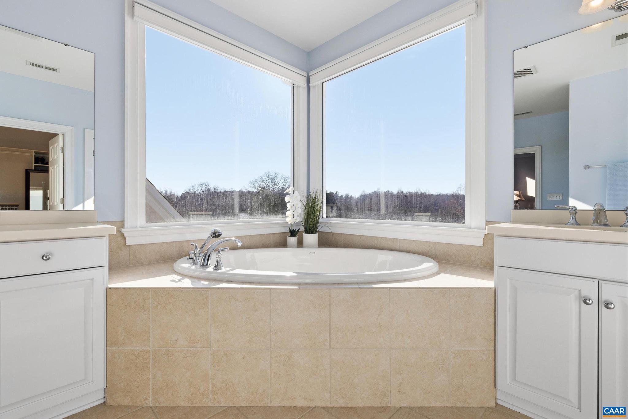 SUNRISE FARM - Residential