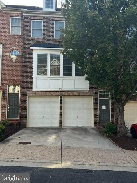 Photo of 504 Triadelphia Way, ALEXANDRIA, VA 22312 (MLS # VAAX2065962)