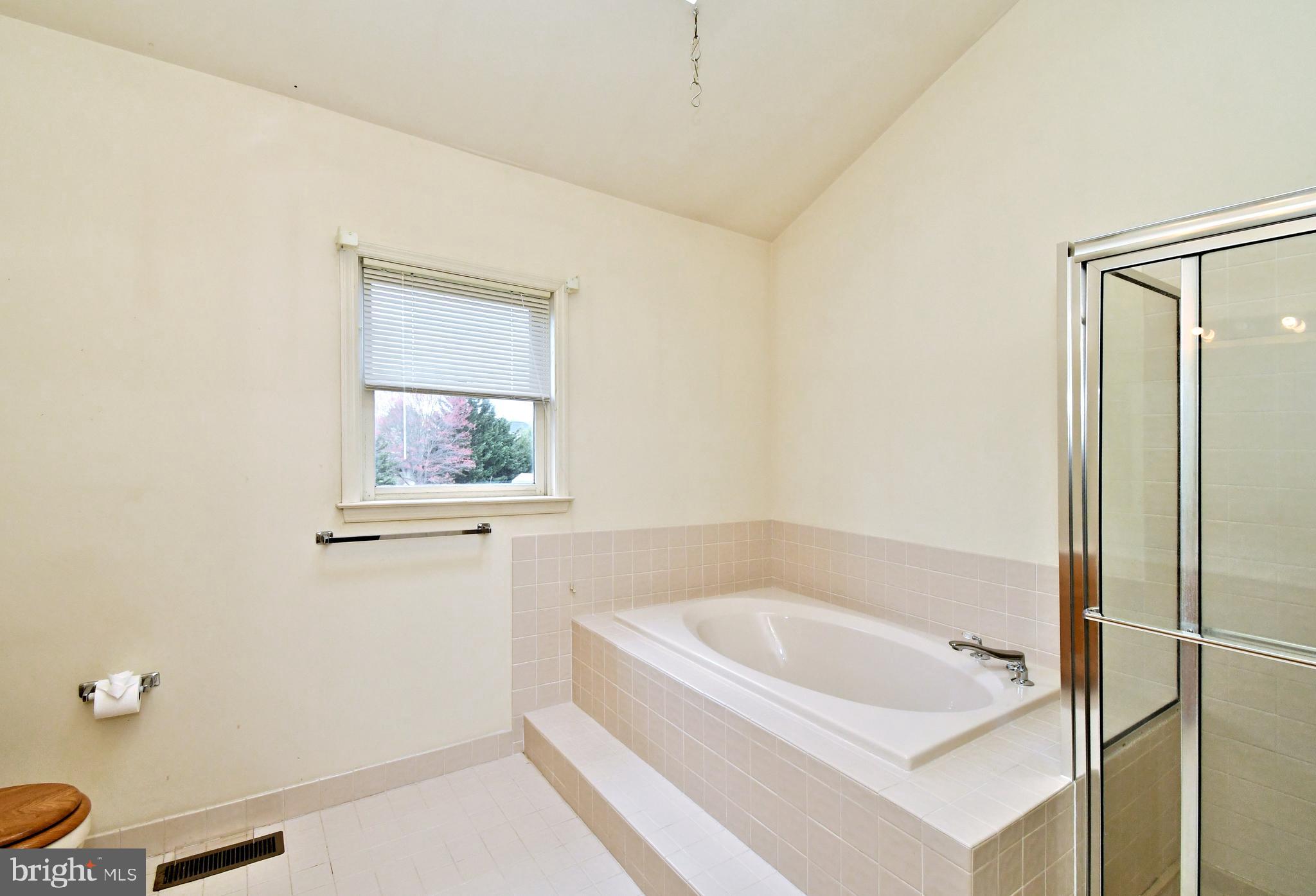 WINDING CREEK III - Residential